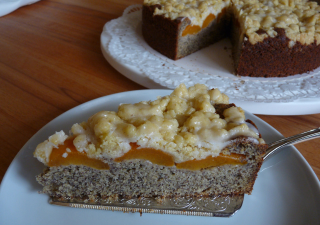 Mohn-Aprikosen-Kuchen mit Vanillestreuseln | Vorarlberger Mehl